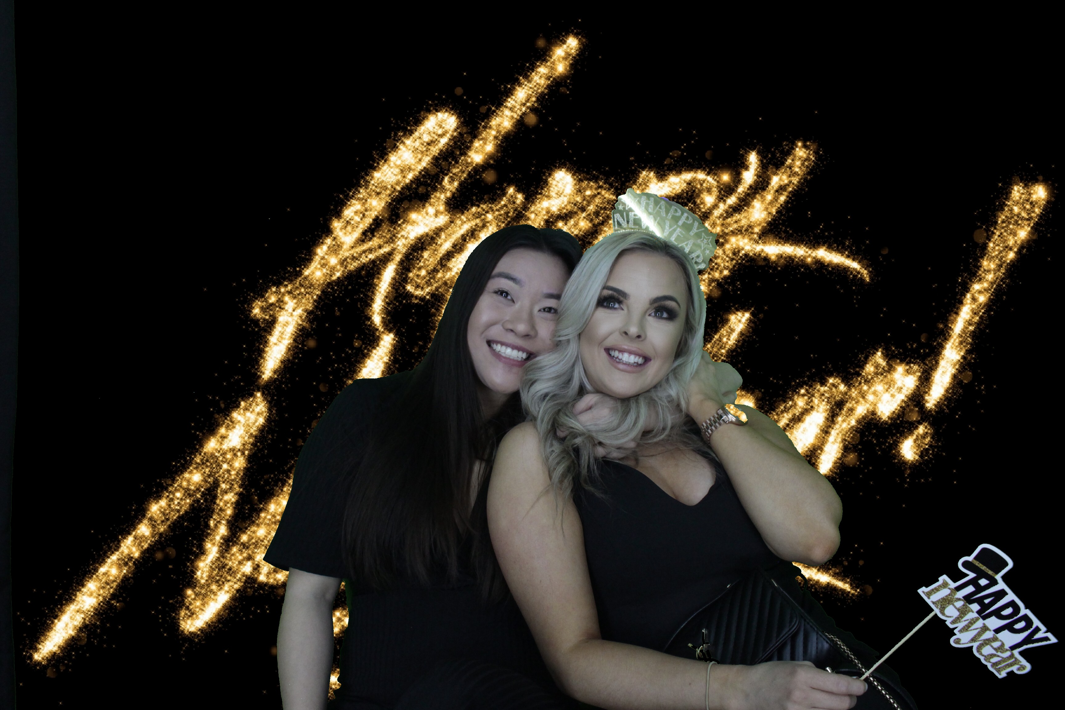 NYE Party | View more photos from the event at gallery.myphotoboothexperience.co.uk/u/MyPhotoBoothExperienceLtd/NYE-Party